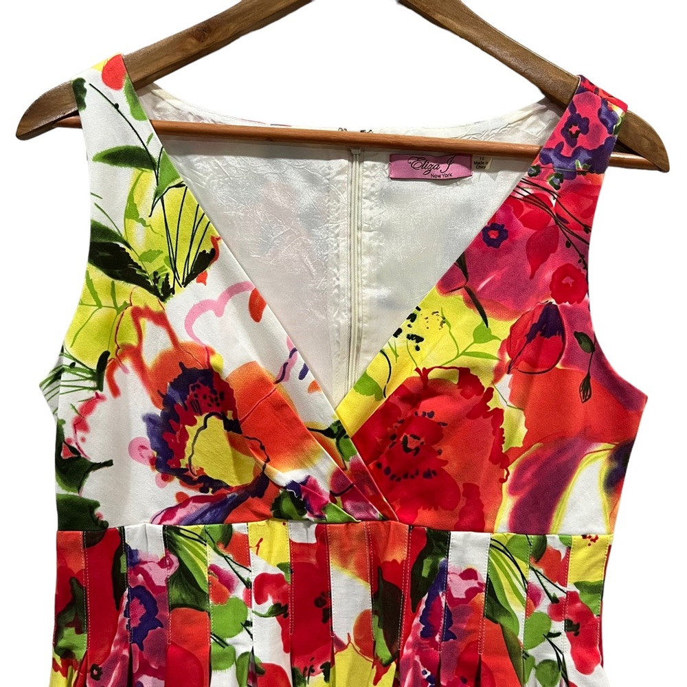 Eliza J Watercolor Floral Sleeveless Dress - Picture 3 of 8